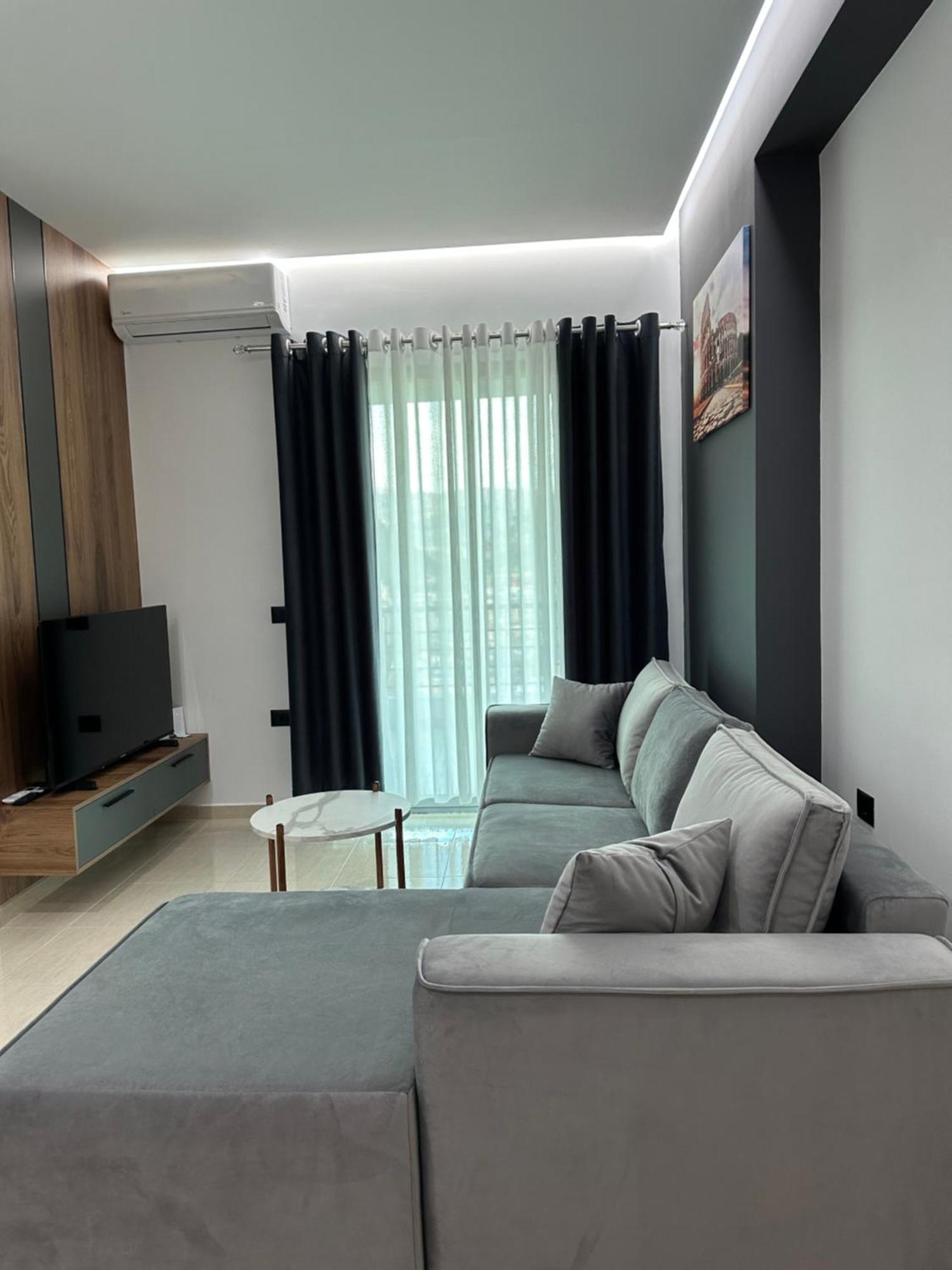 Gael Luxury Apartment Berat Buitenkant foto